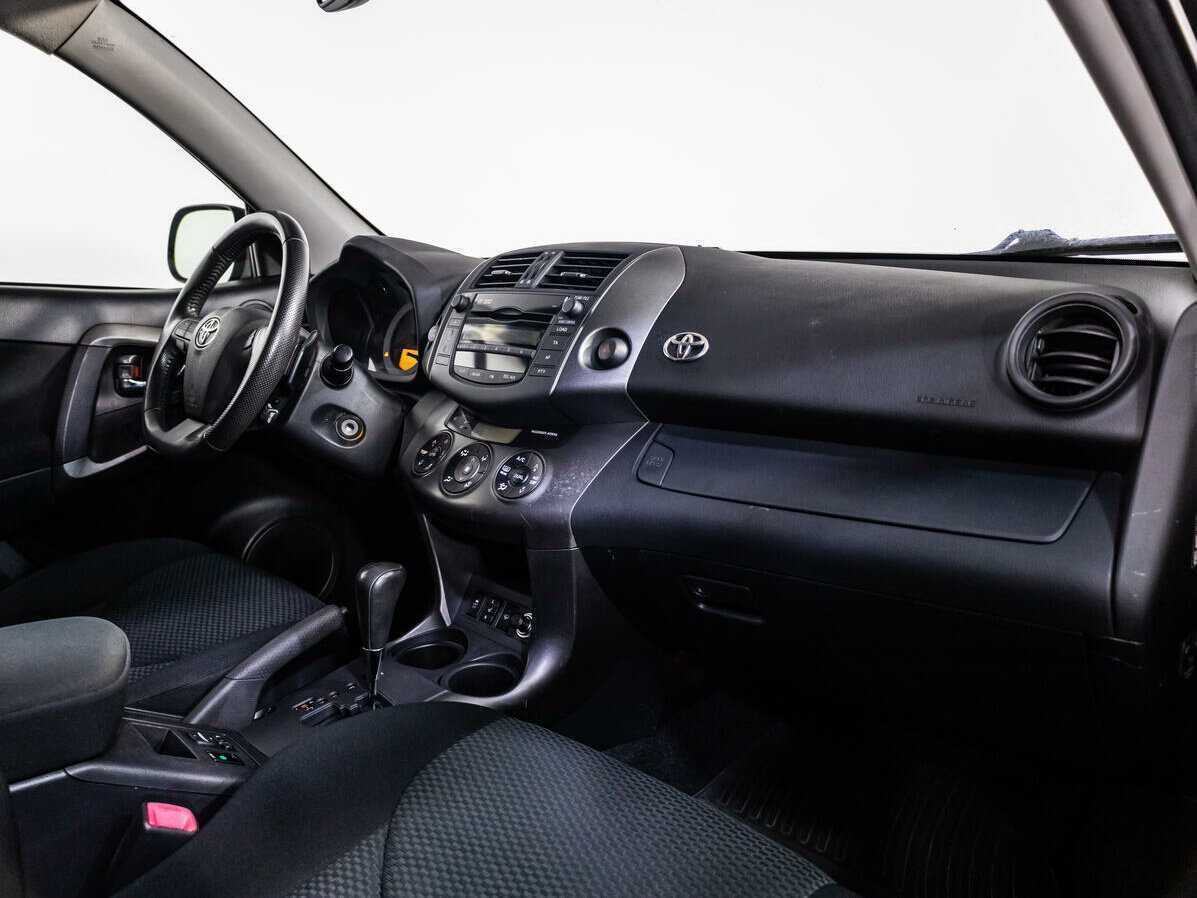 Купить Toyota RAV4, 2011, 200 320 км, фото №8
