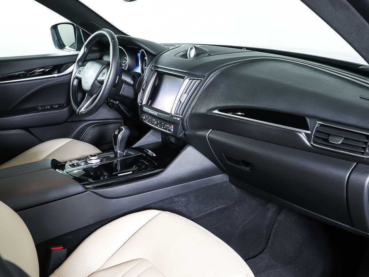 Купить Maserati Levante, 2018, 25 275 км, фото №8