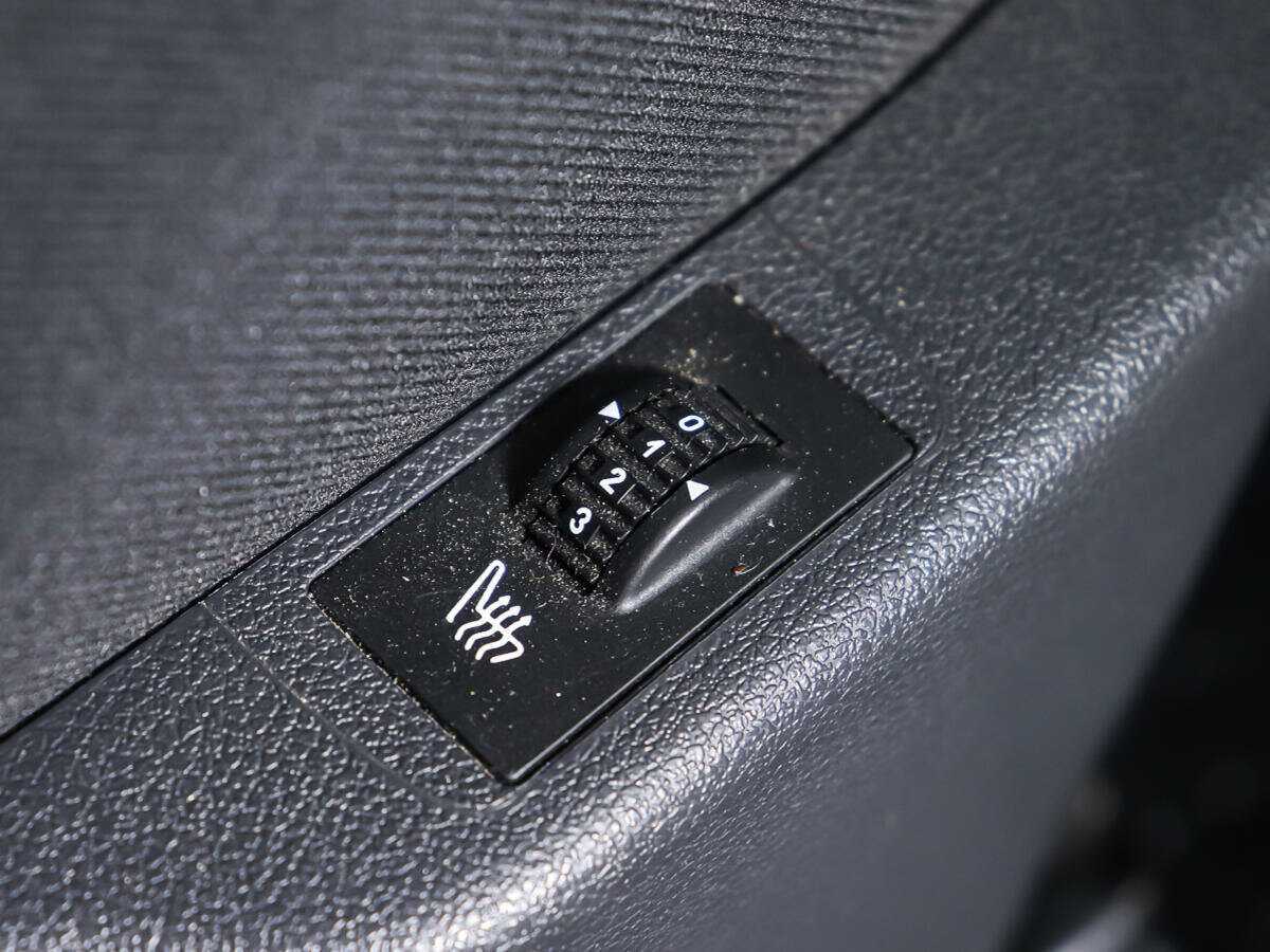 Купить Peugeot 3008, 2010, 195 829 км, фото №16