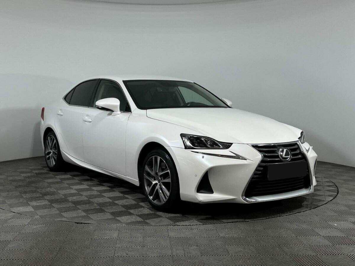Lexus IS