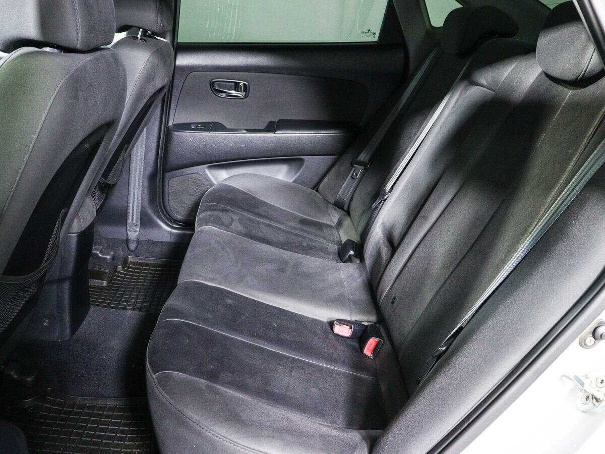 Купить Hyundai Elantra, 2010, 229 768 км, фото №8