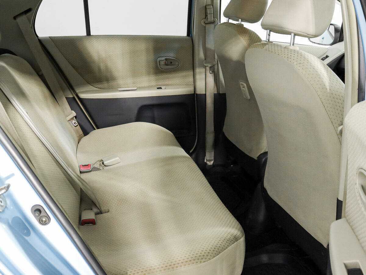 Купить Toyota Vitz, 2005, 205 617 км, фото №10