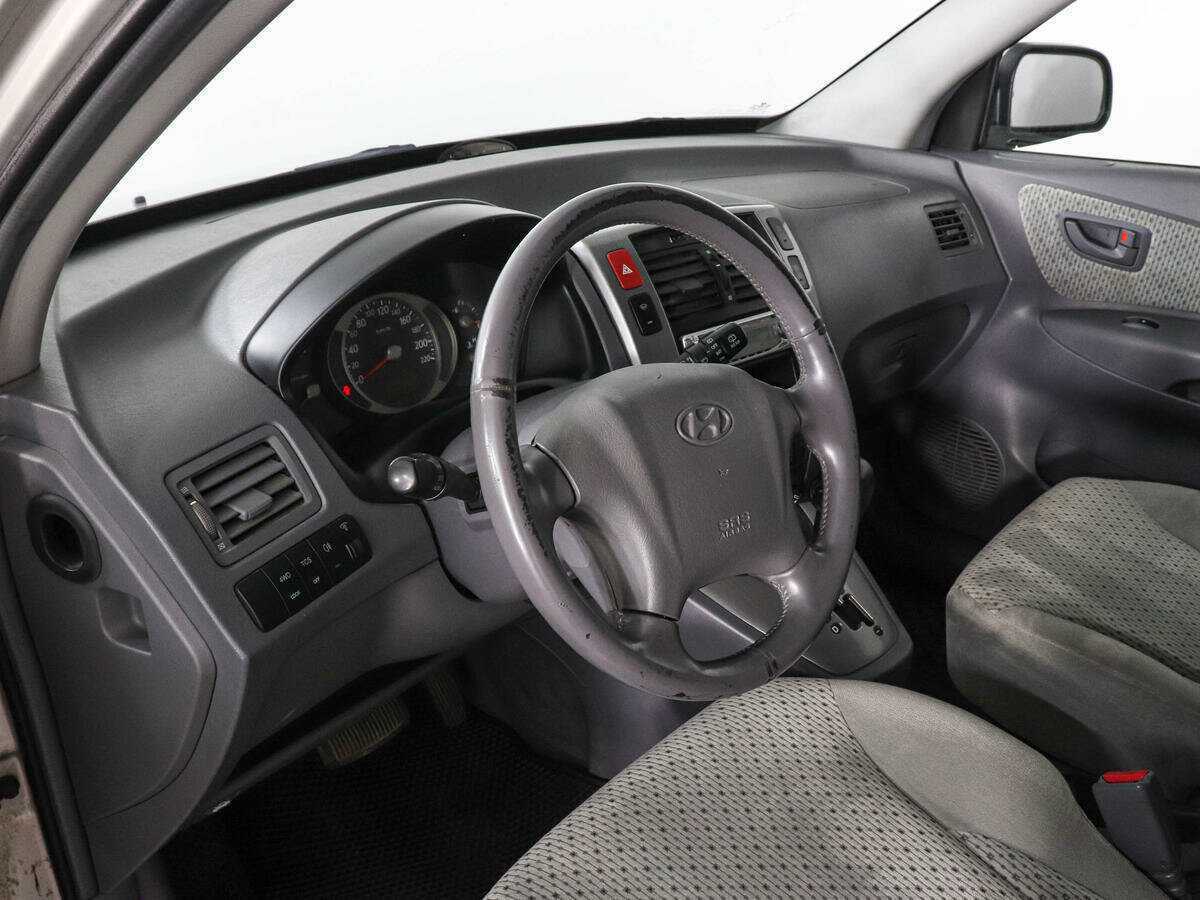 Купить Hyundai Tucson, 2004, 106 800 км, фото №9