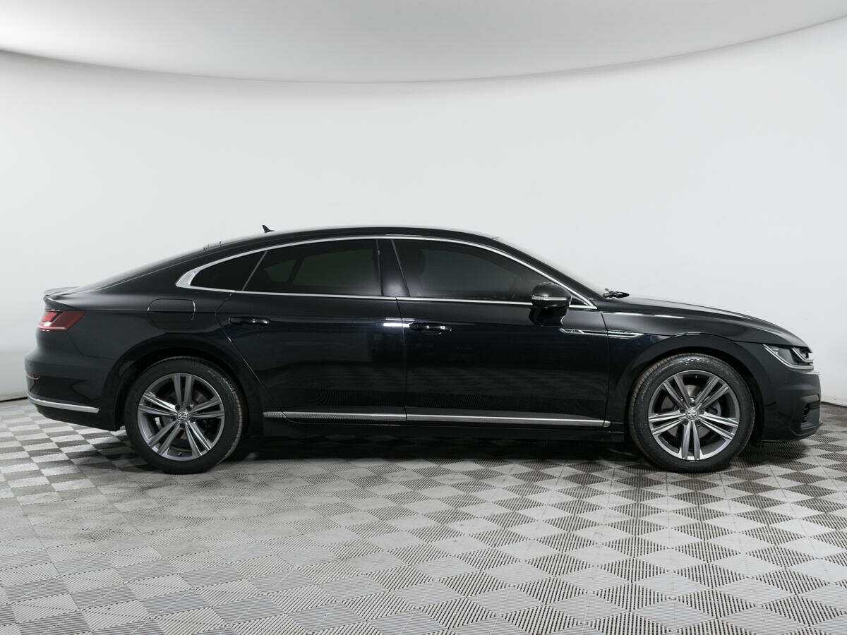 Купить Volkswagen Arteon, 2018, 142 580 км, фото №4