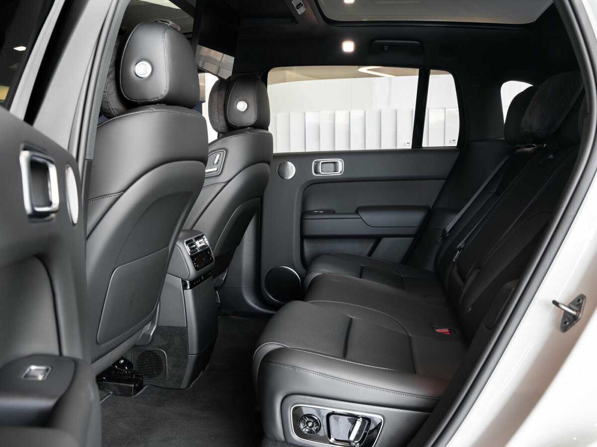 Купить LiXiang L7 52.3 kWh, 2024, 7 км, фото №11