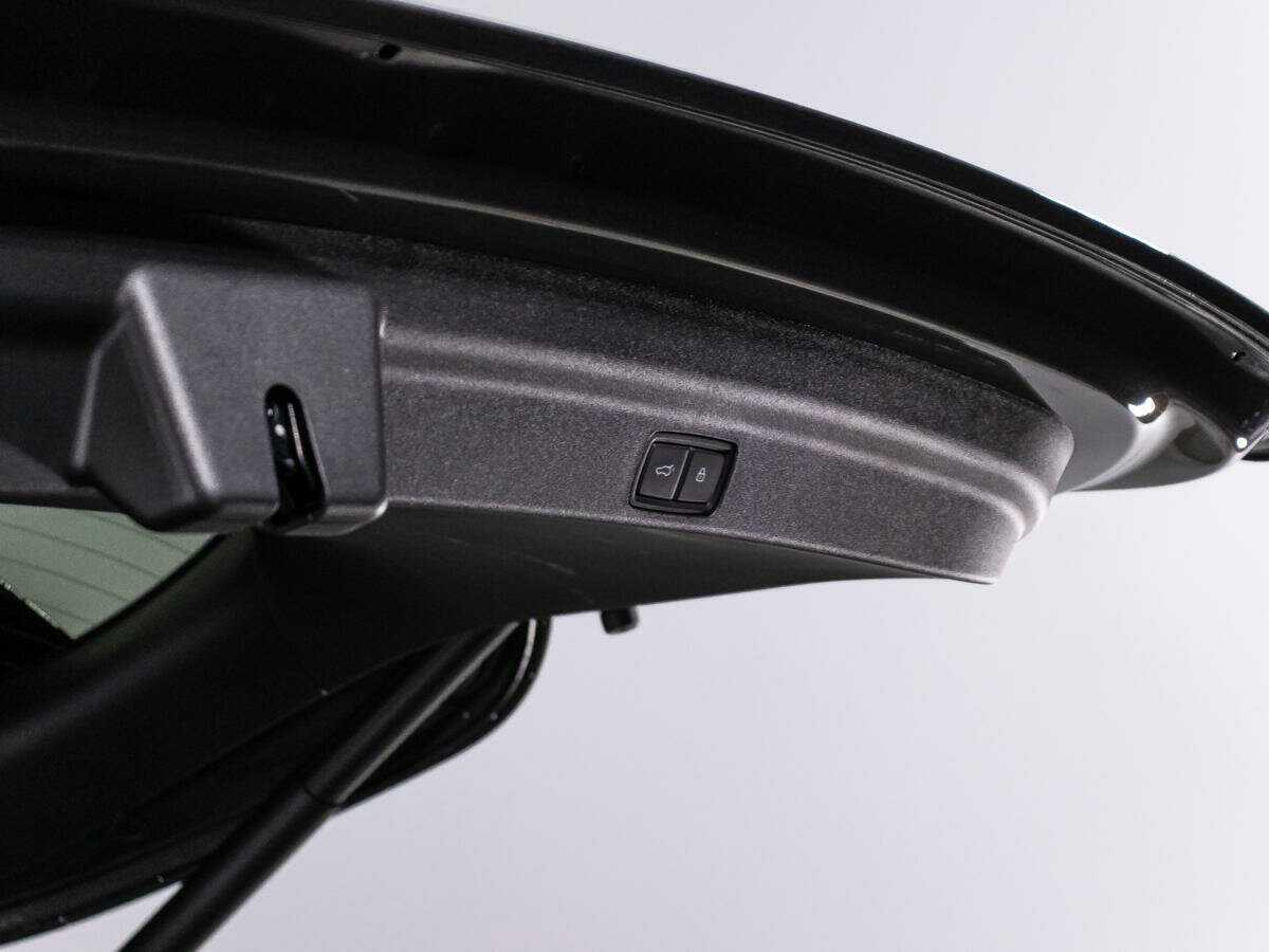 Купить LiXiang L7 42.8 kWh, 2024, 5 744 км, фото №15