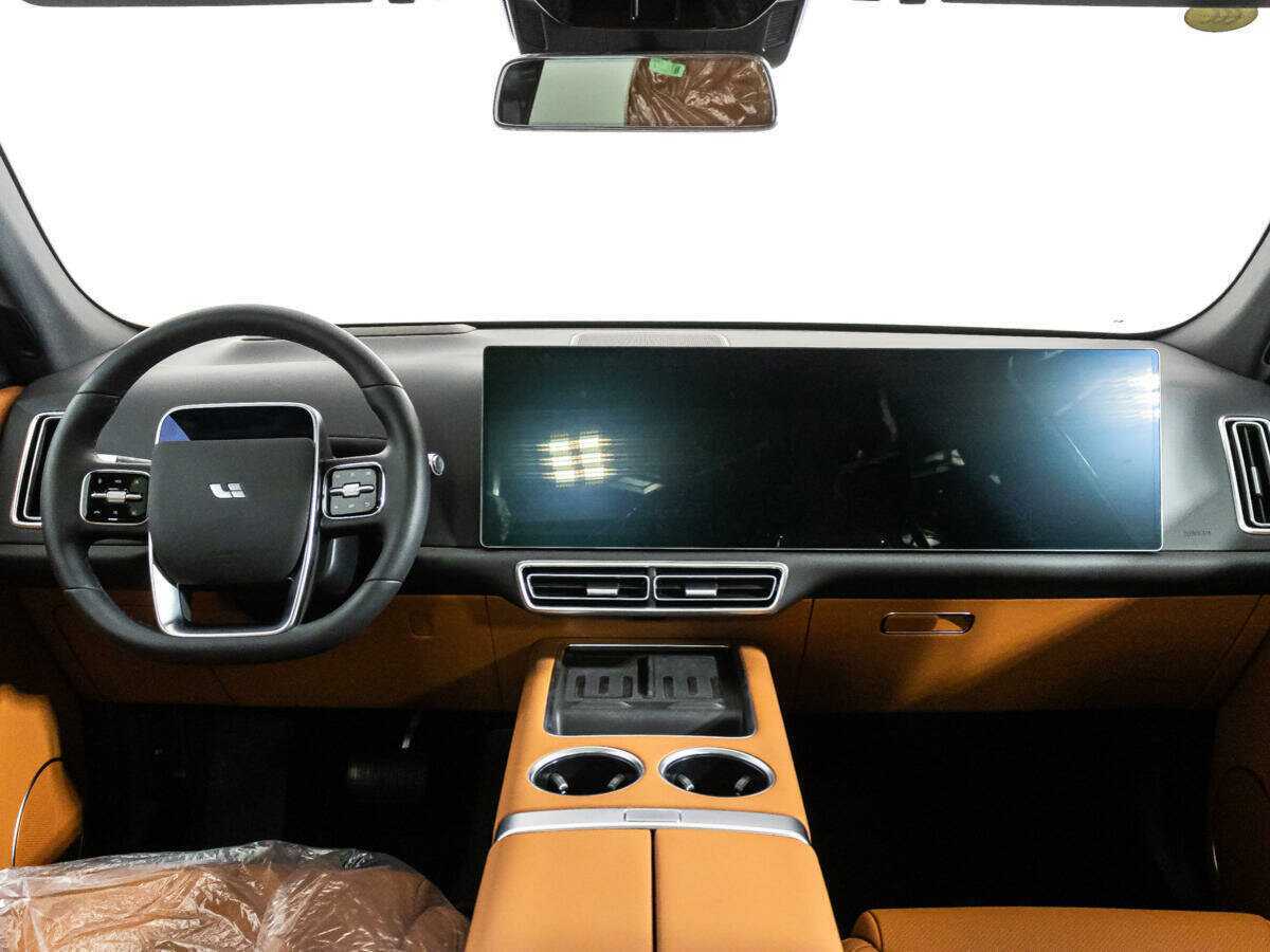 Купить LiXiang L7 52.3 kWh, 2024, 43 км, фото №13