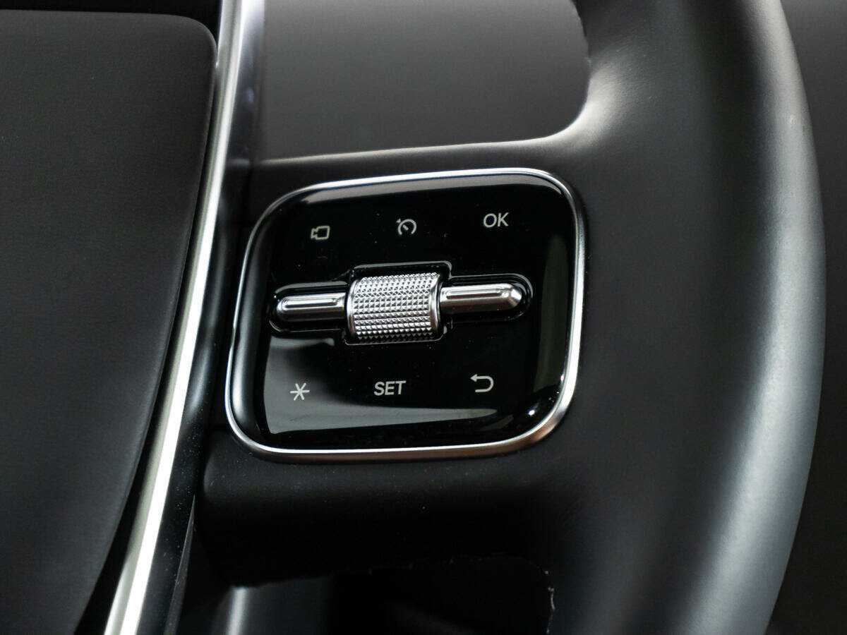 Купить LiXiang L7 52.3 kWh, 2024, 43 км, фото №24