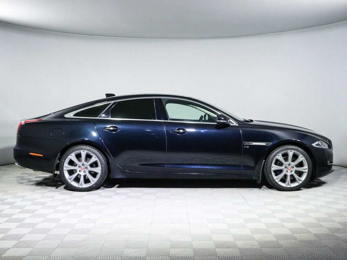 Купить Jaguar XJ SWB, 2018, 60 618 км, фото №4