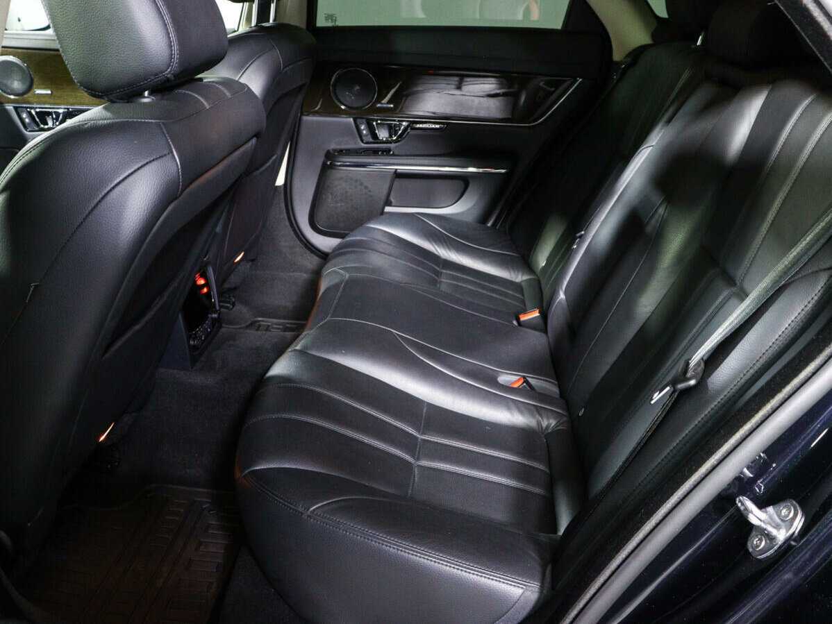 Купить Jaguar XJ SWB, 2018, 60 618 км, фото №10