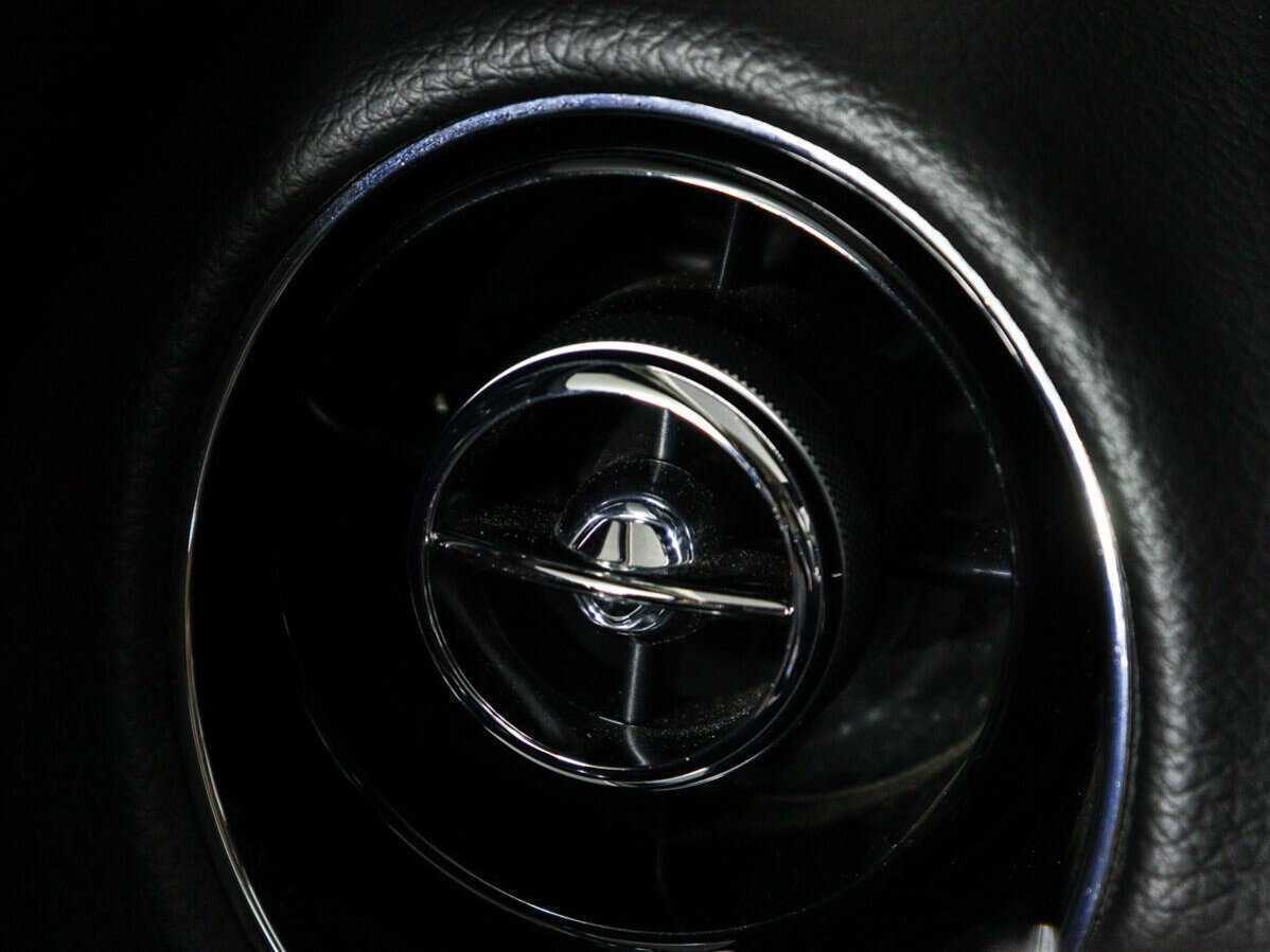 Купить Jaguar XJ SWB, 2018, 60 618 км, фото №27