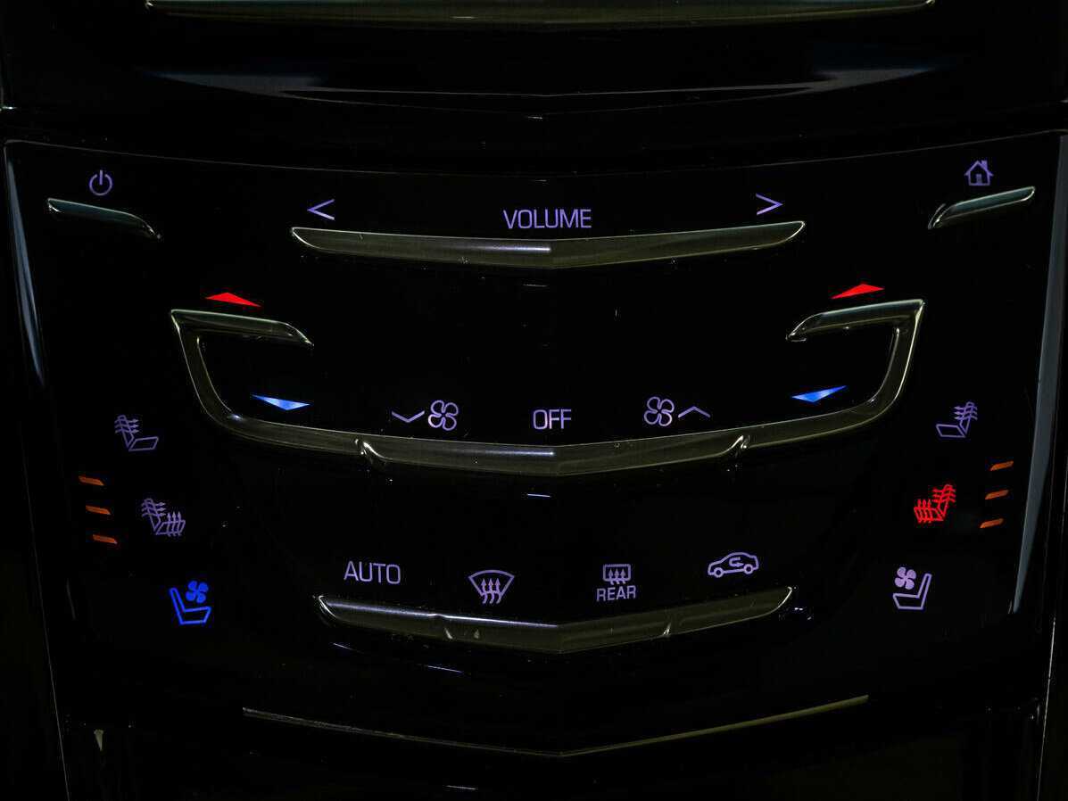 Купить Cadillac Escalade, 2018, 43 740 км, фото №18