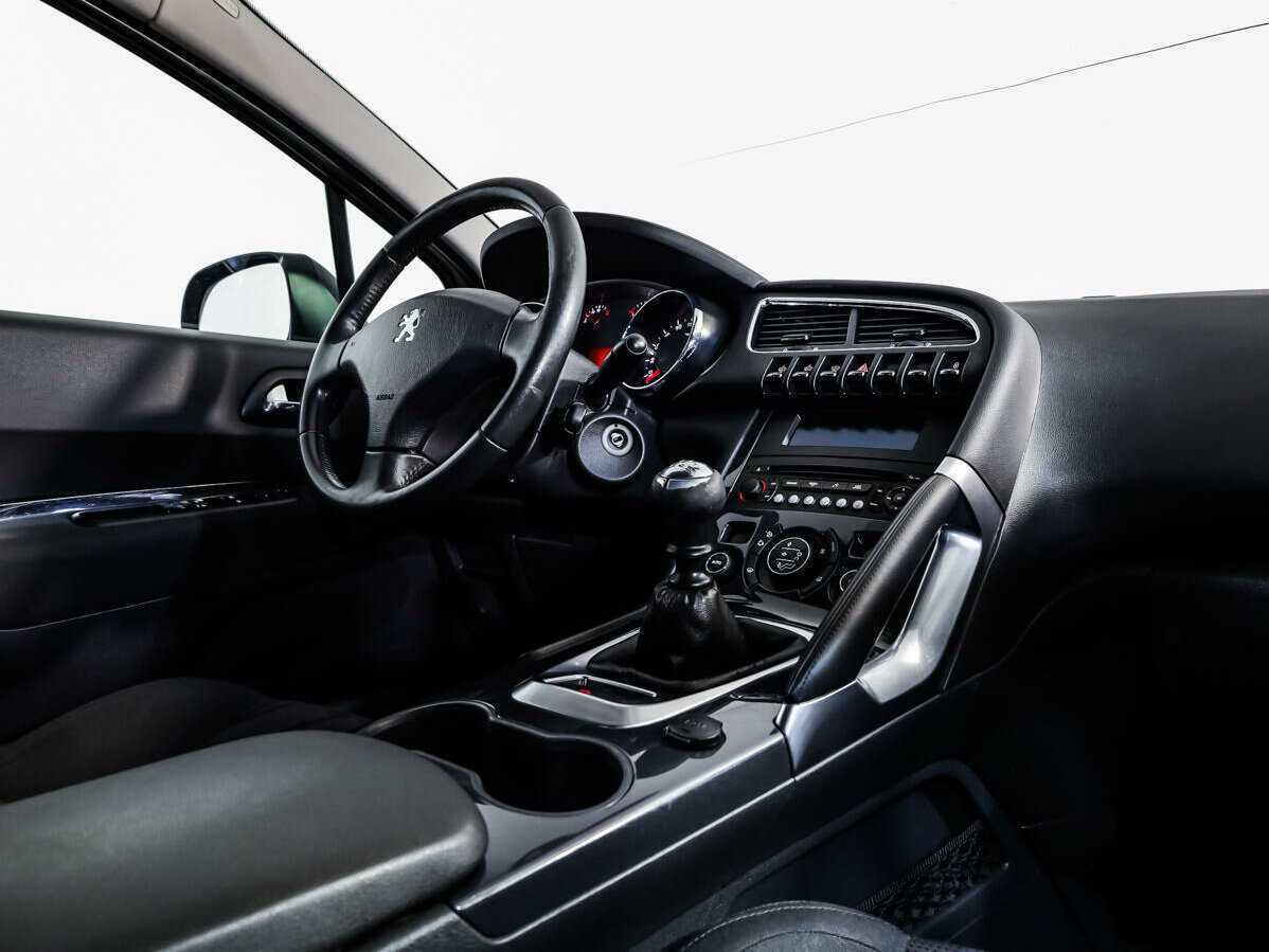 Купить Peugeot 3008, 2011, 177 798 км, фото №8