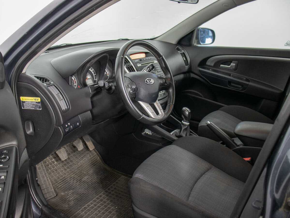 Купить Kia Ceed, 2010, 134 932 км, фото №10