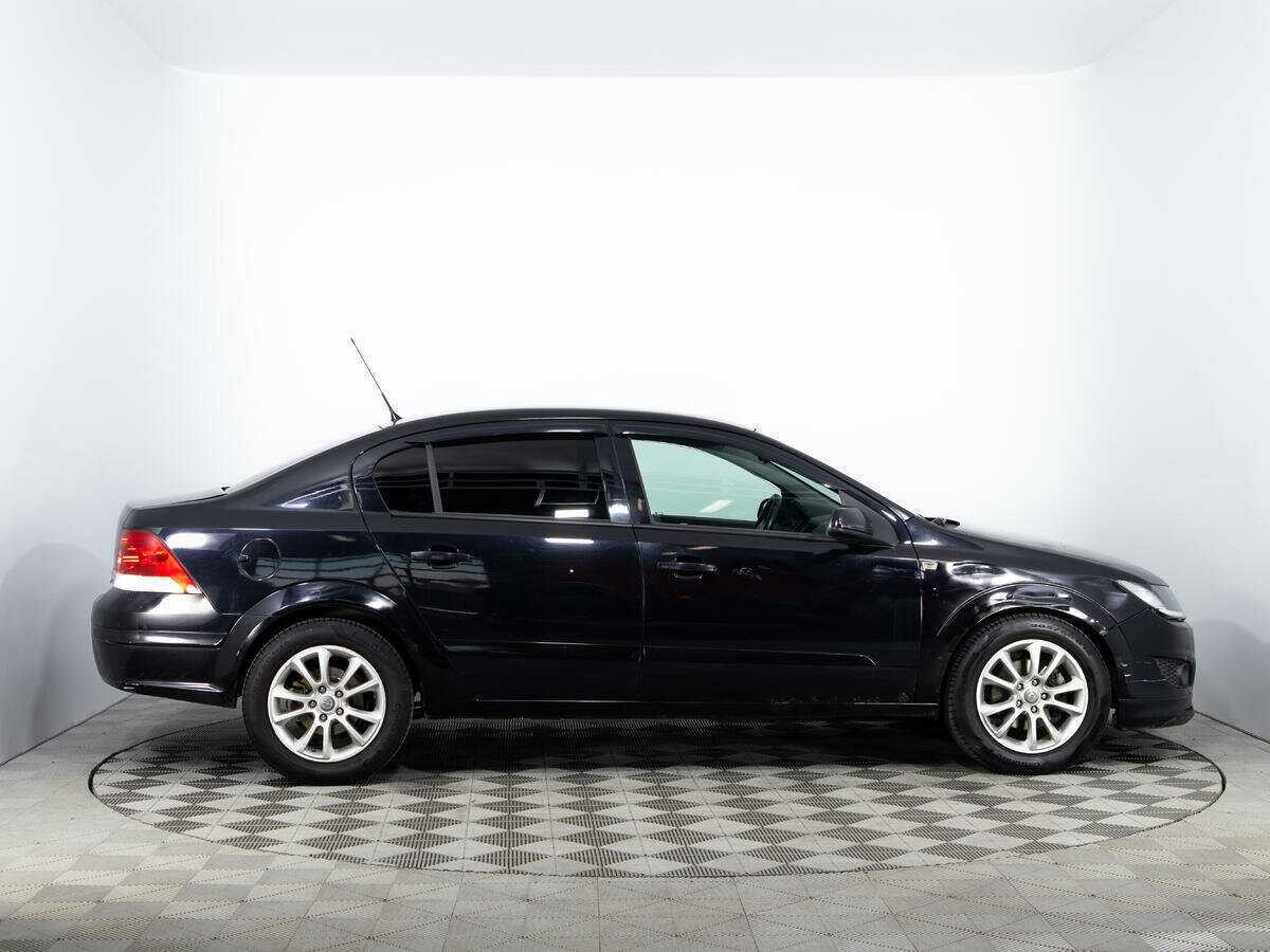 Купить Opel Astra, 2008, 322 379 км, фото №4