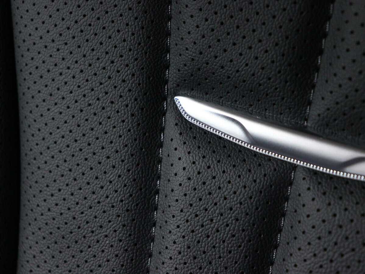 Купить Hongqi H5, 2023, 76 909 км, фото №12