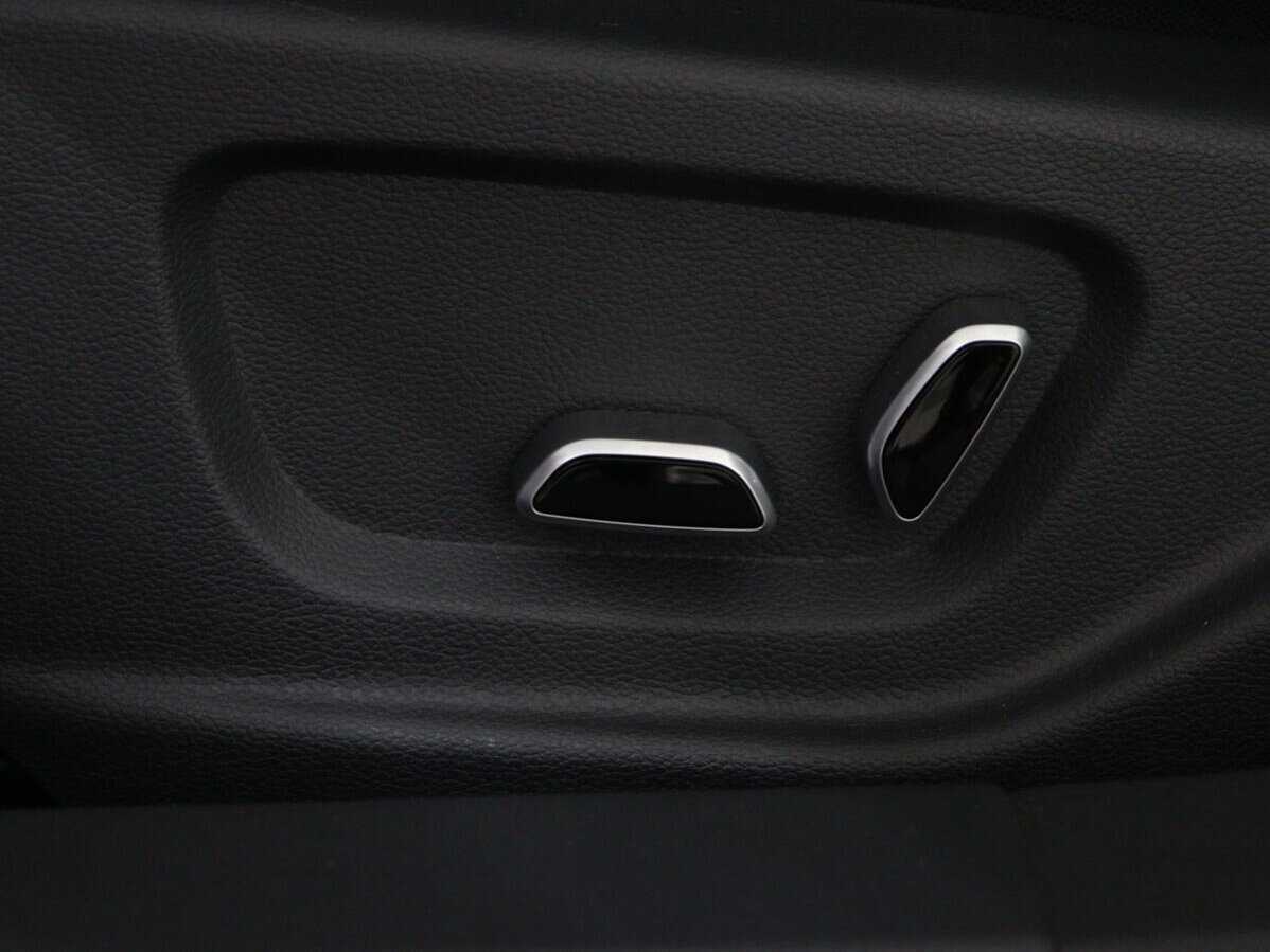 Купить Hongqi H5, 2023, 76 909 км, фото №16