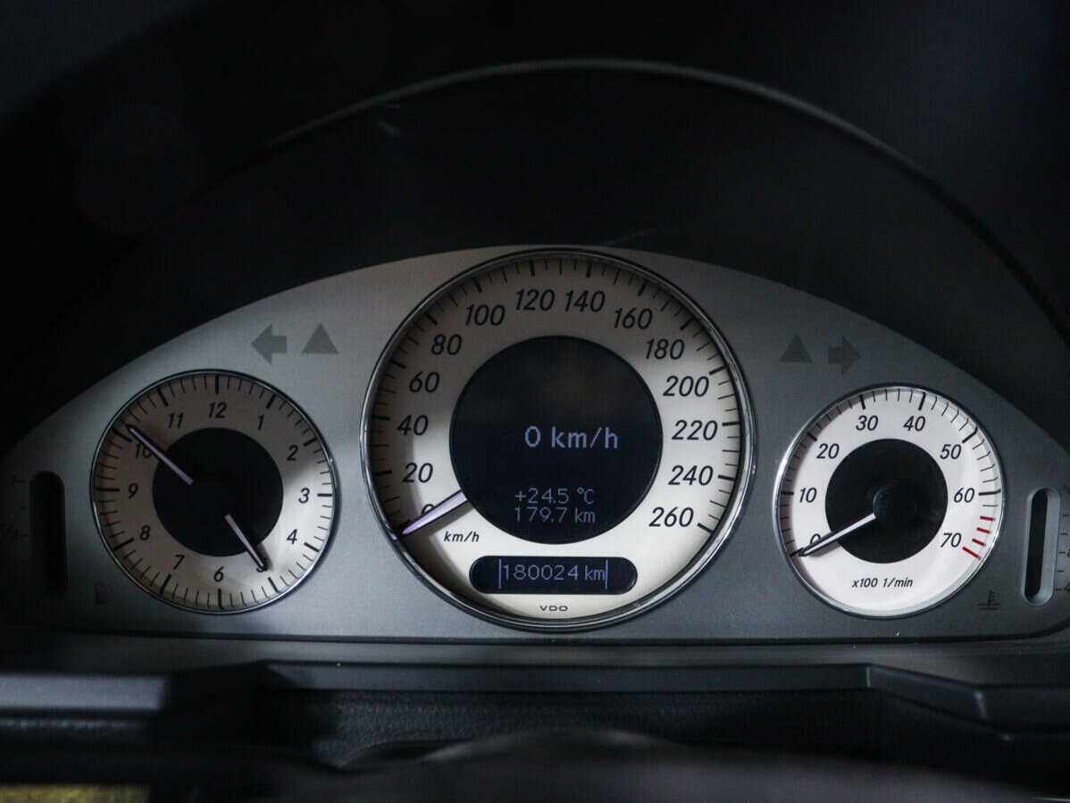 Купить Mercedes-Benz E-Класс 350, 2005, 180 023 км, фото №10