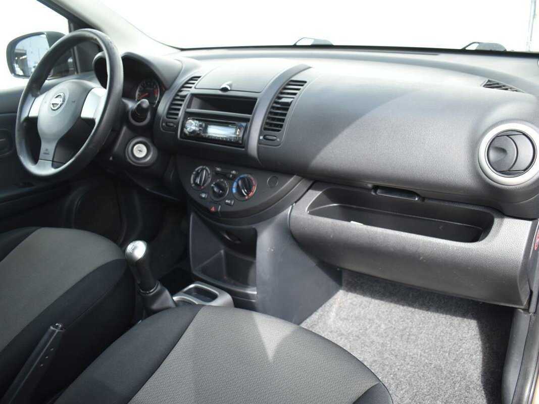 Купить Nissan Note, 2011, 182 288 км, фото №9