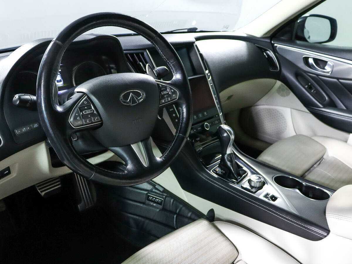 Купить Infiniti Q50, 2014, 189 559 км, фото №12