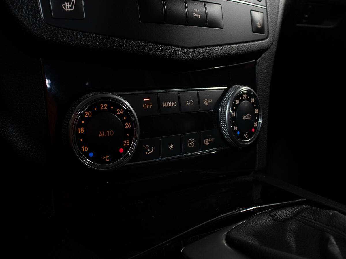 Купить Mercedes-Benz C-Класс 200, 2007, 110 000 км, фото №17