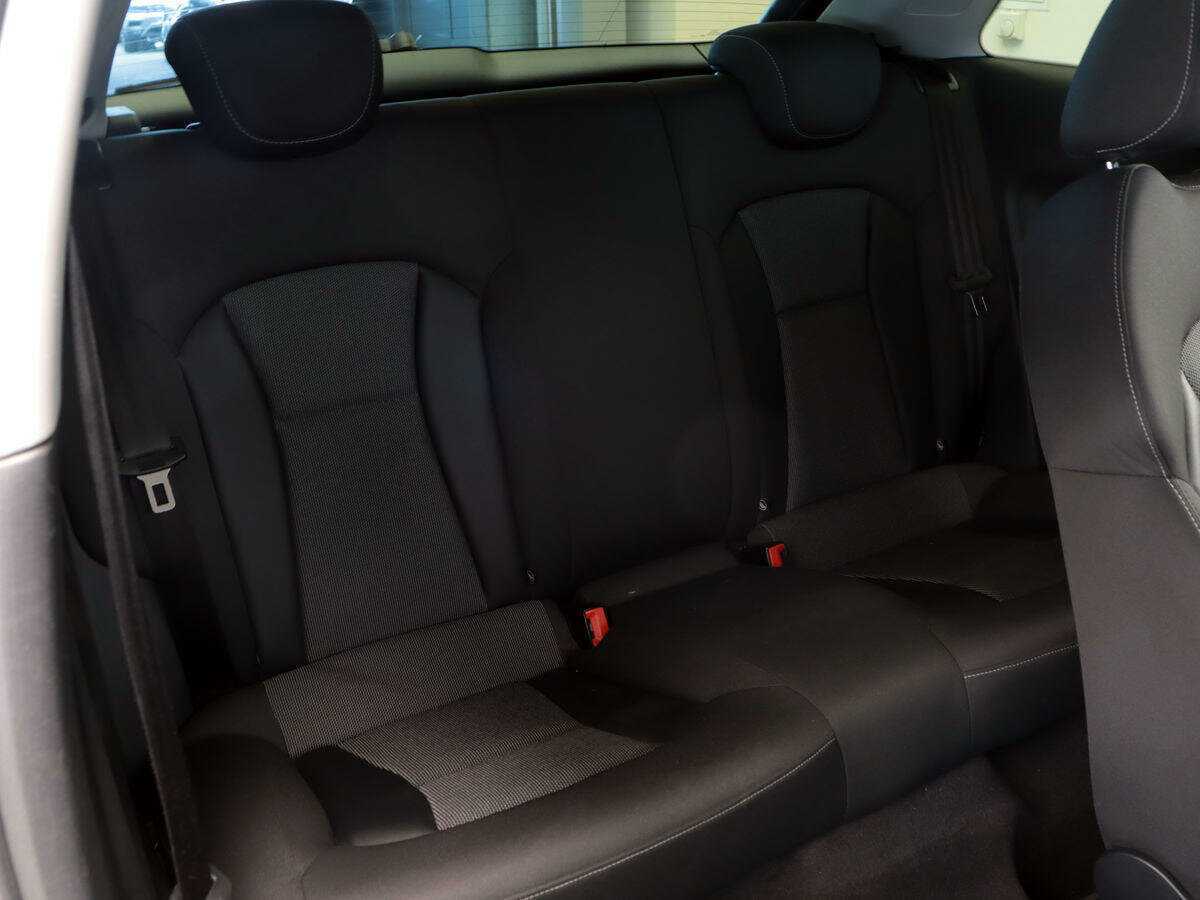 Купить Audi A1, 2011, 144 000 км, фото №8