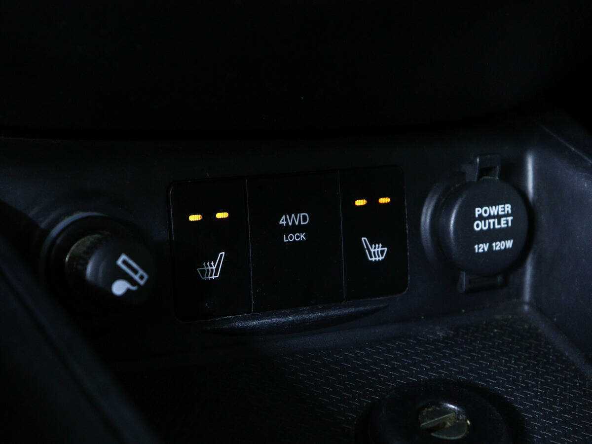 Купить Hyundai Santa Fe, 2006, 317 500 км, фото №17