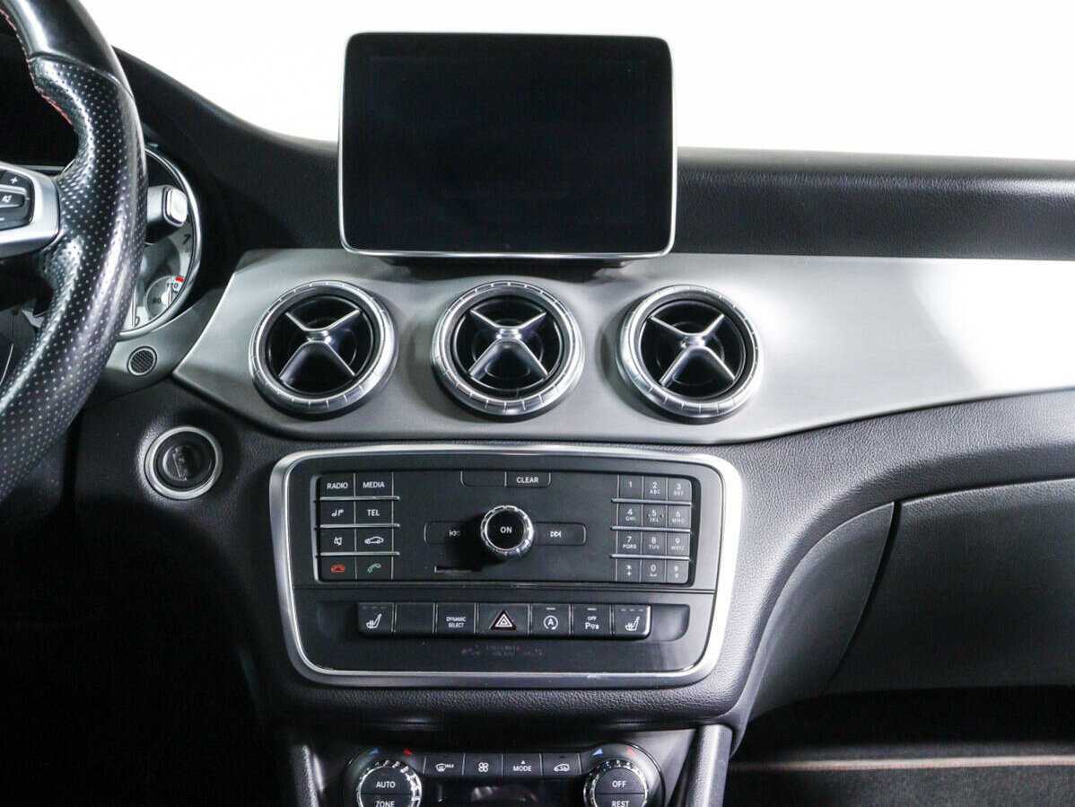 Купить Mercedes-Benz CLA 200, 2016, 135 049 км, фото №10