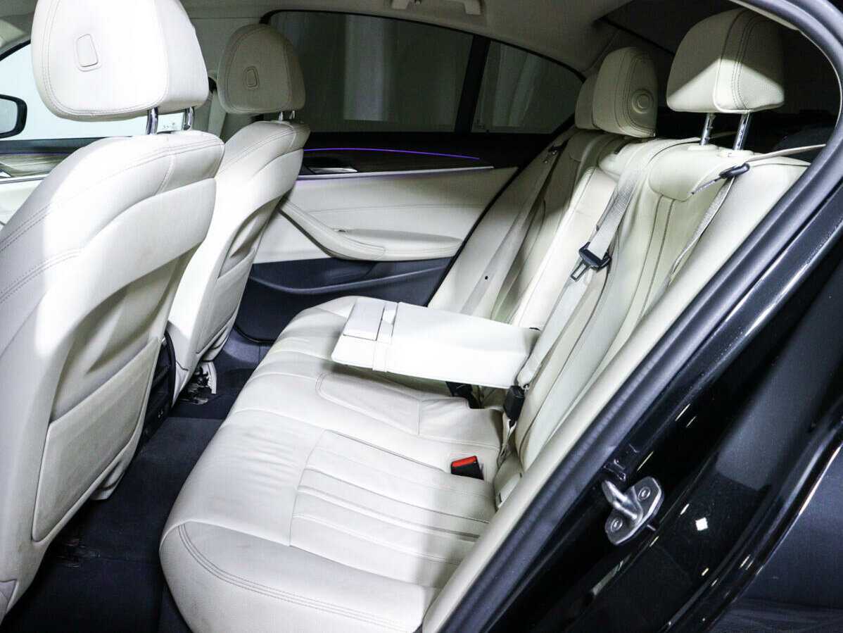 Купить BMW 5 серии 520d xDrive, 2019, 82 981 км, фото №8