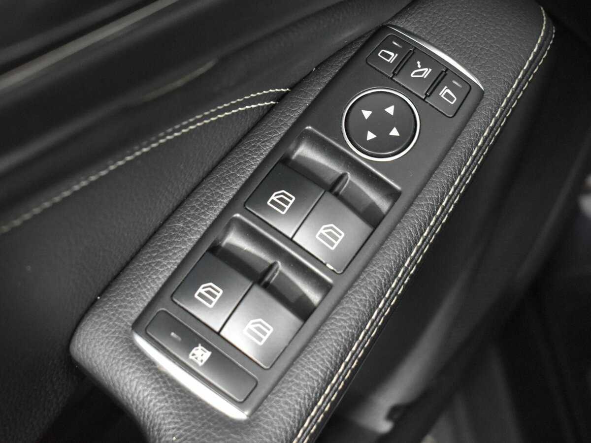 Купить Mercedes-Benz GLA 250, 2016, 73 306 км, фото №8