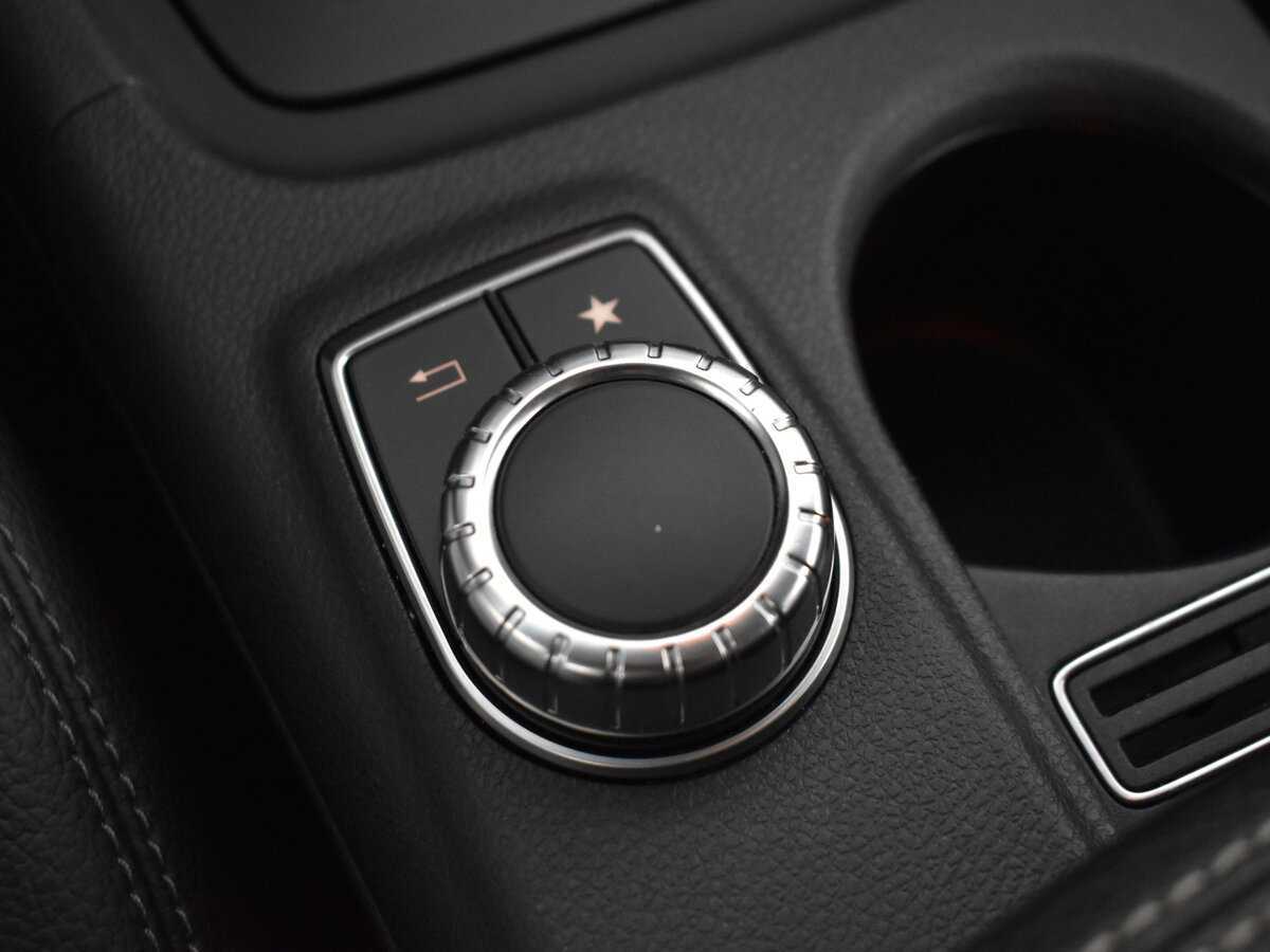 Купить Mercedes-Benz GLA 250, 2016, 73 306 км, фото №12