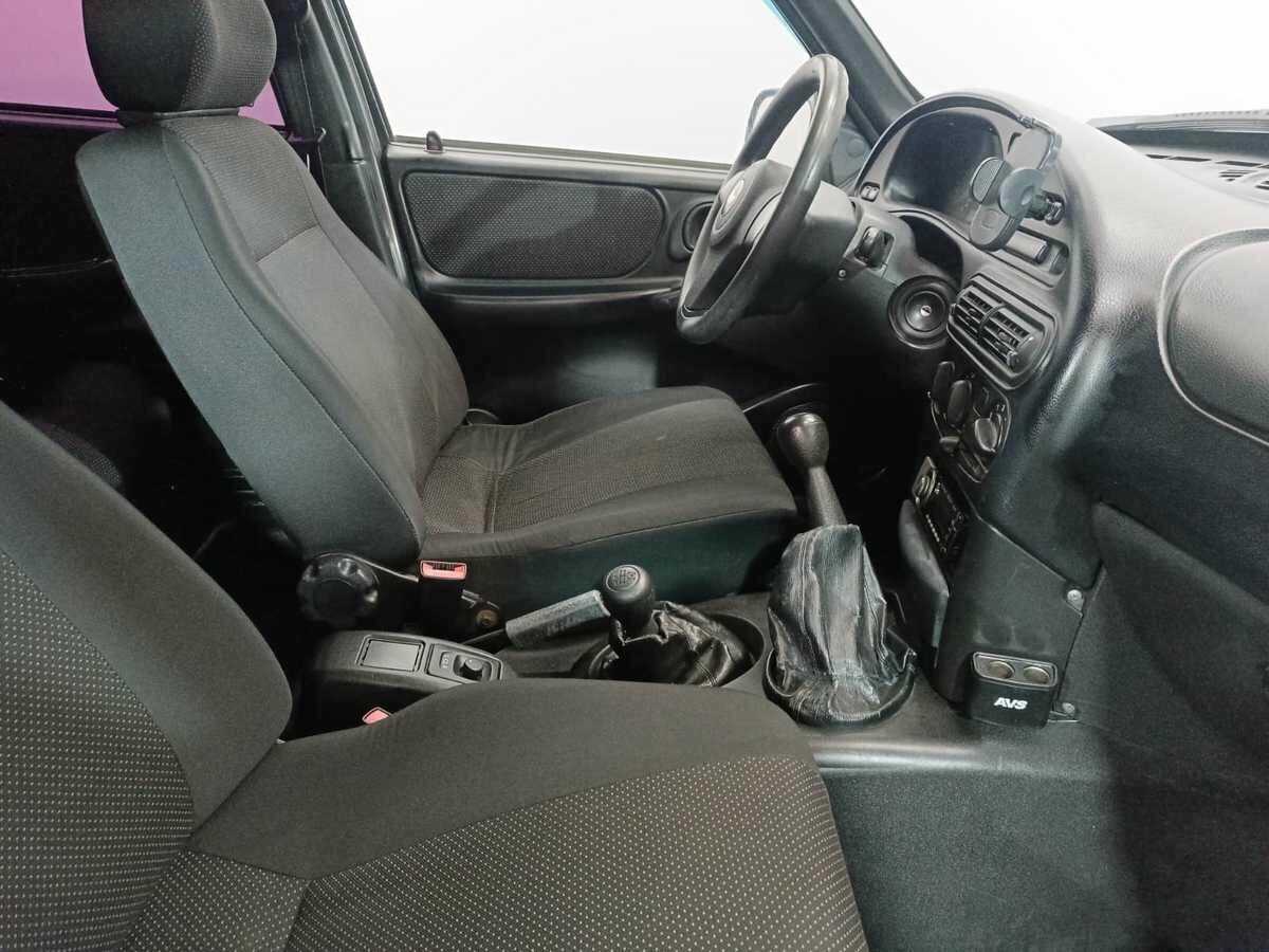Купить Chevrolet Niva, 2007, 249 818 км, фото №9