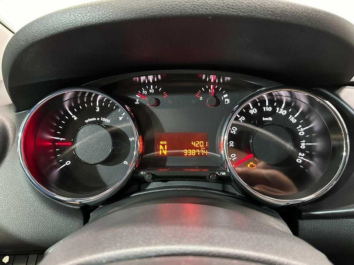 Купить Peugeot 3008, 2012, 338 771 км, фото №11