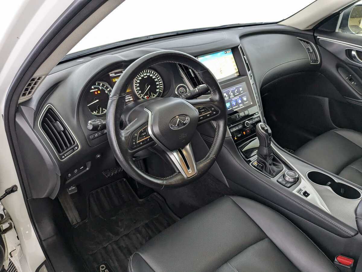 Купить Infiniti Q50, 2018, 63 232 км, фото №14