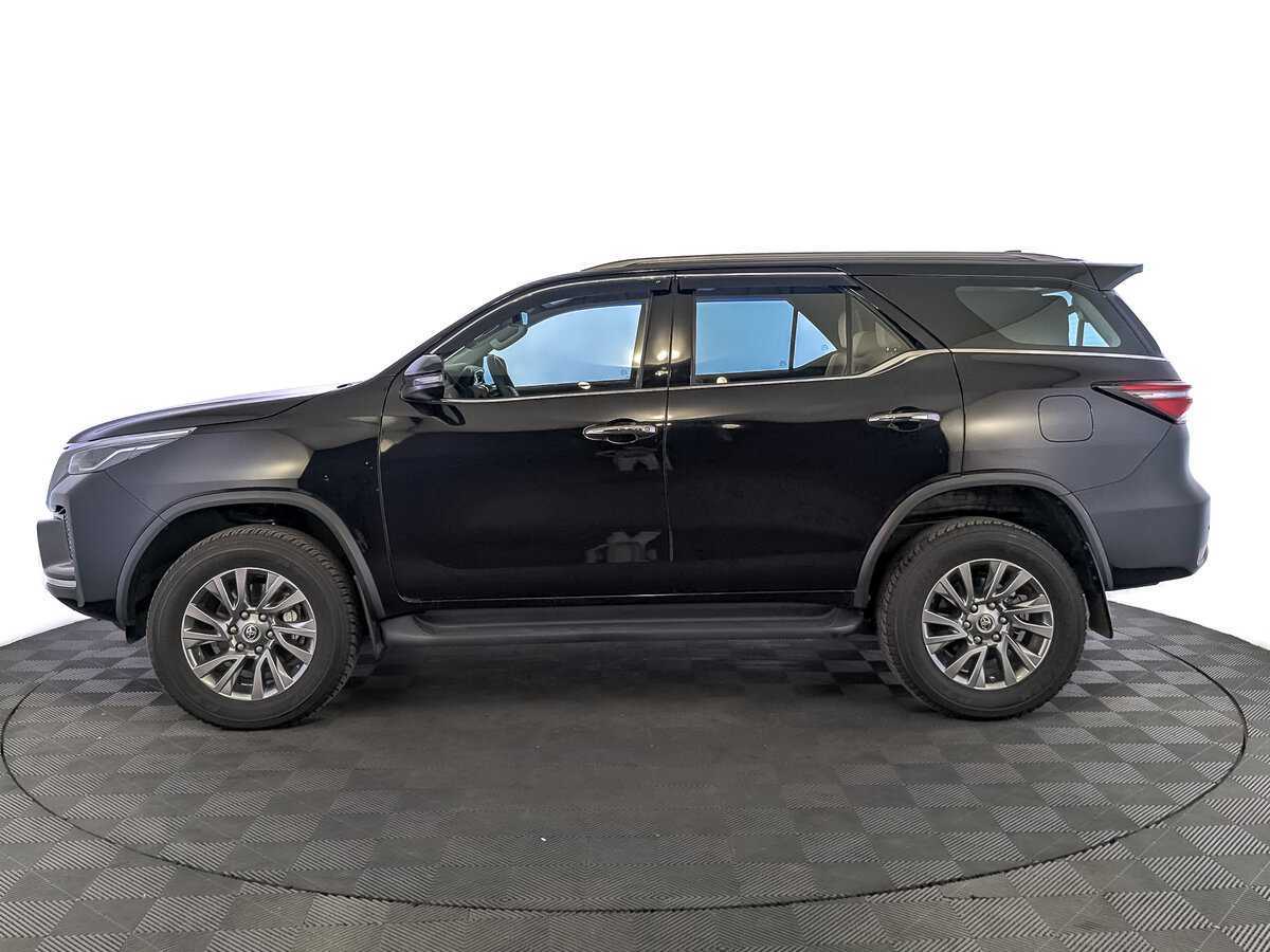 Купить Toyota Fortuner, 2022, 9 682 км, фото №8