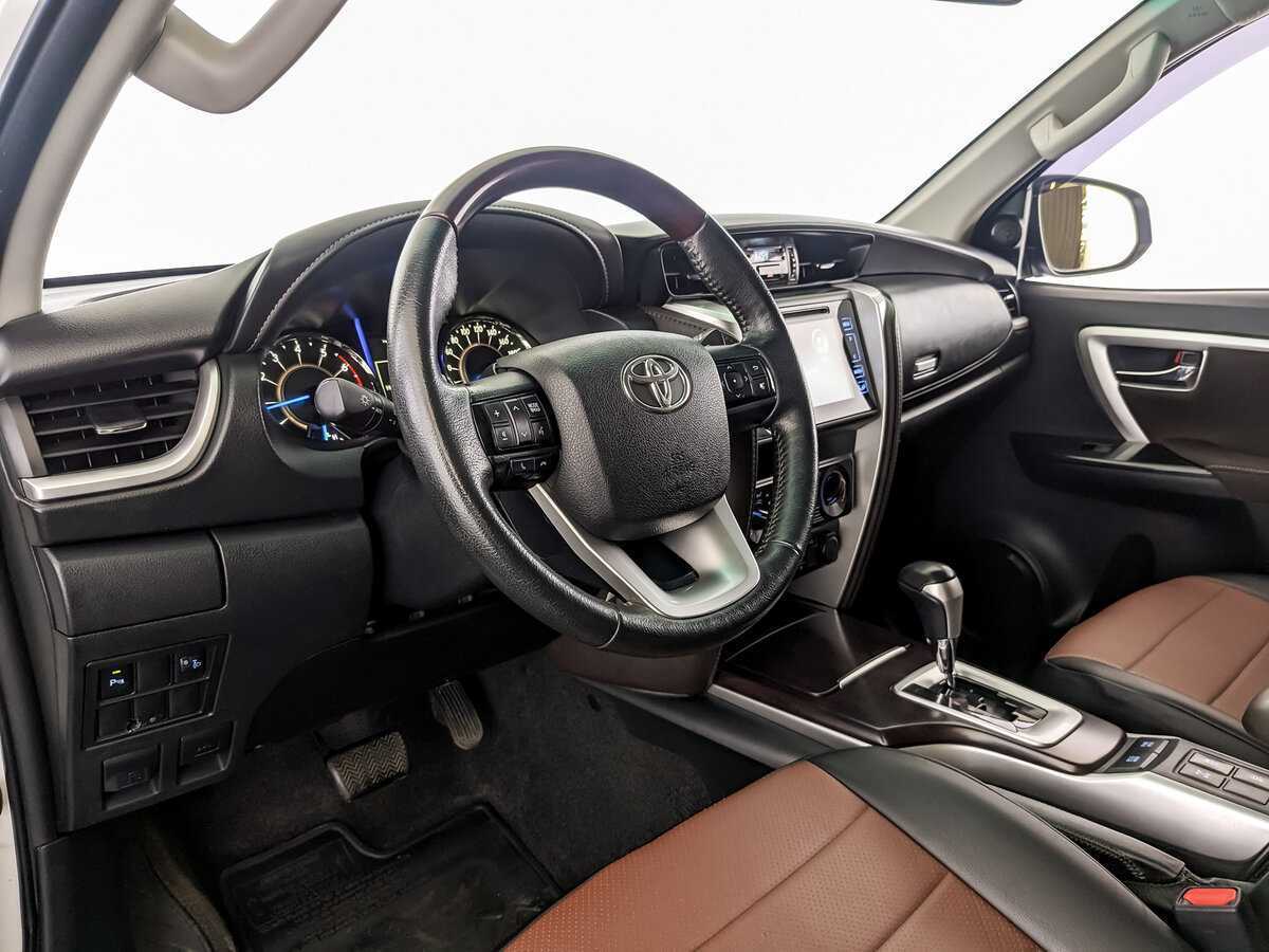 Купить Toyota Fortuner, 2018, 109 199 км, фото №14