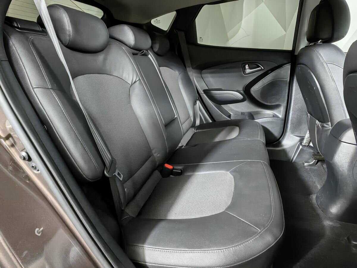Купить Hyundai ix35, 2013, 267 080 км, фото №12
