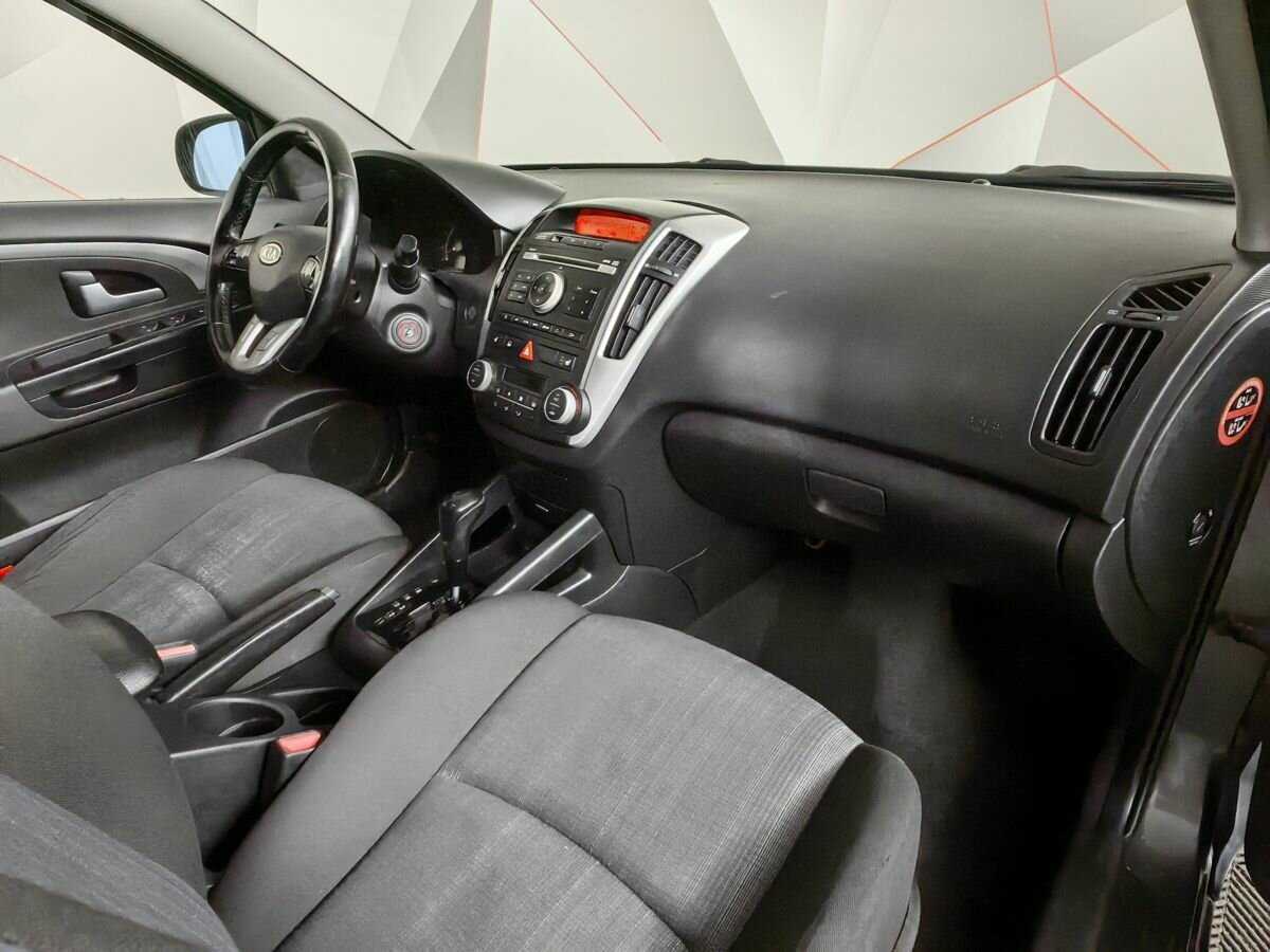 Купить Kia Ceed, 2011, 262 313 км, фото №9
