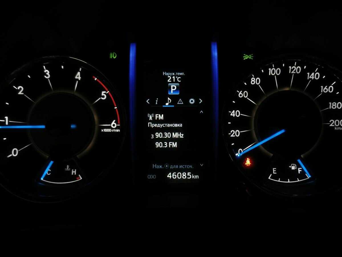 Купить Toyota Fortuner, 2019, 46 083 км, фото №17