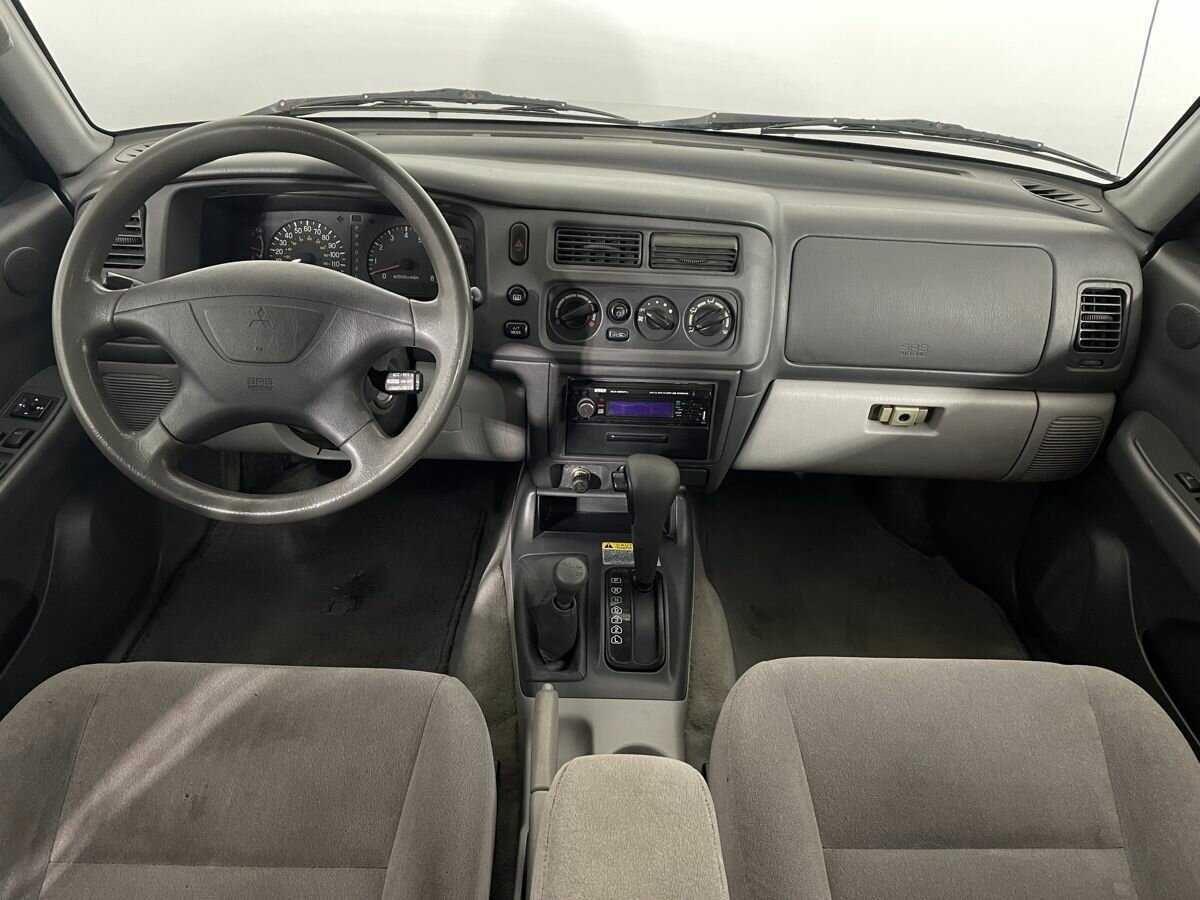 Купить Mitsubishi Montero Sport, 2000, 200 461 км, фото №6