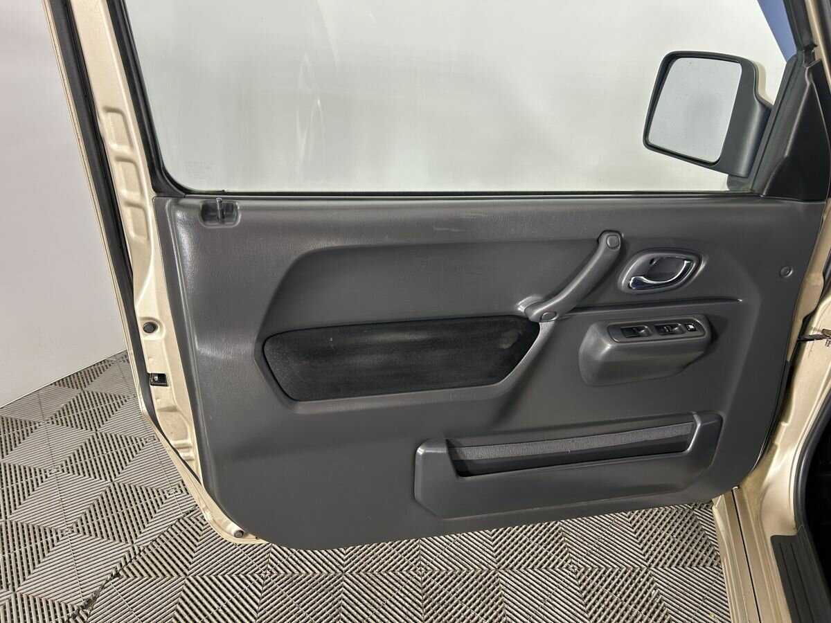 Купить Suzuki Jimny, 2008, 149 366 км, фото №8