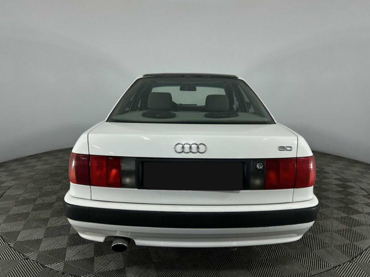 Audi 80