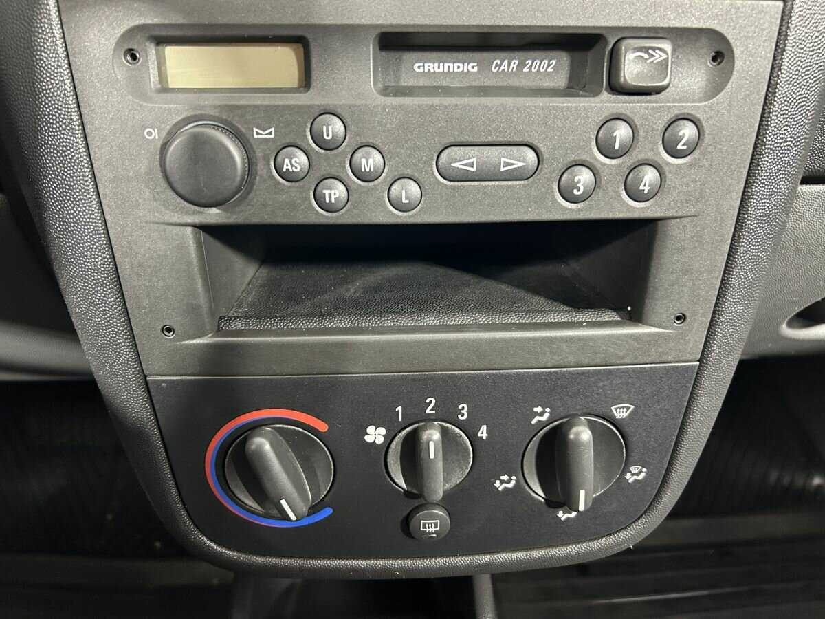 Купить Opel Corsa, 2001, 271 671 км, фото №11