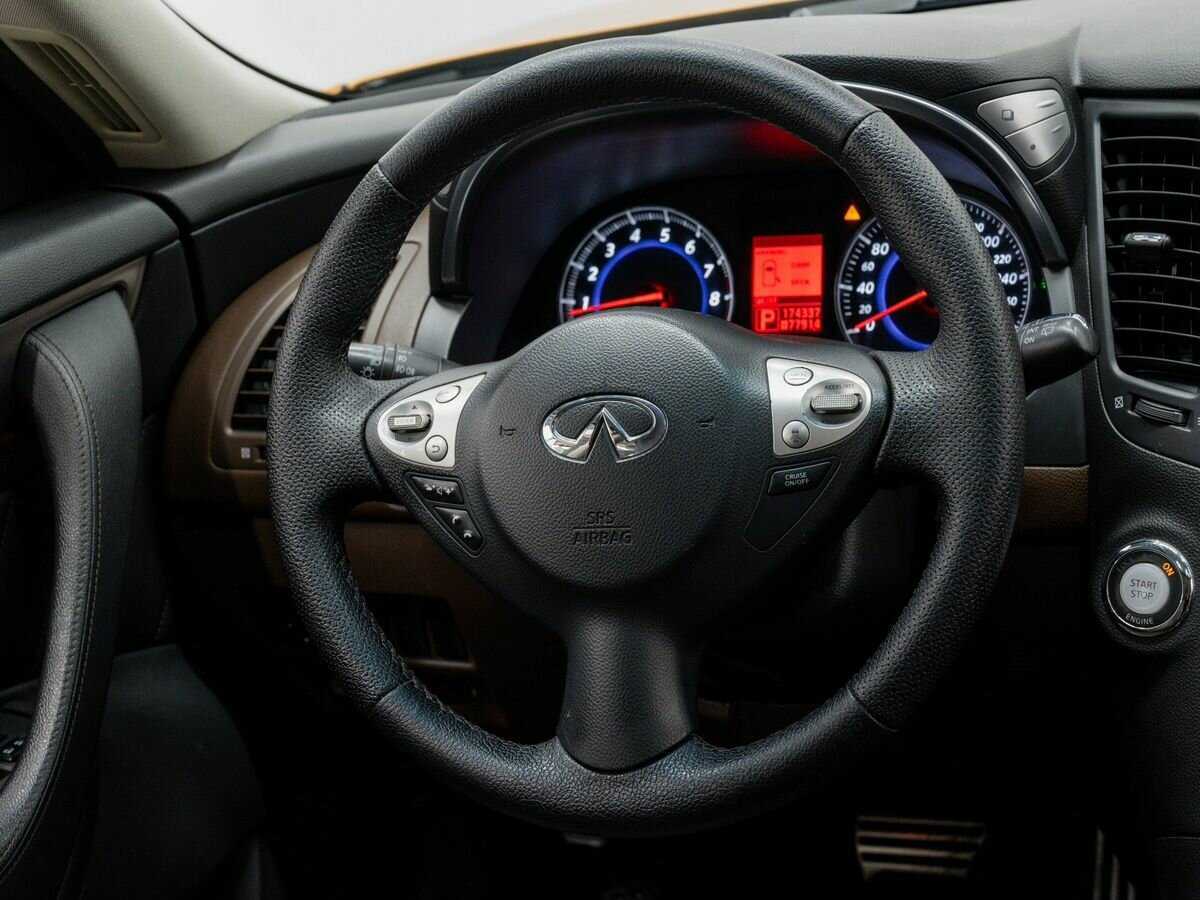 Купить Infiniti FX35, 2009, 174 000 км, фото №11