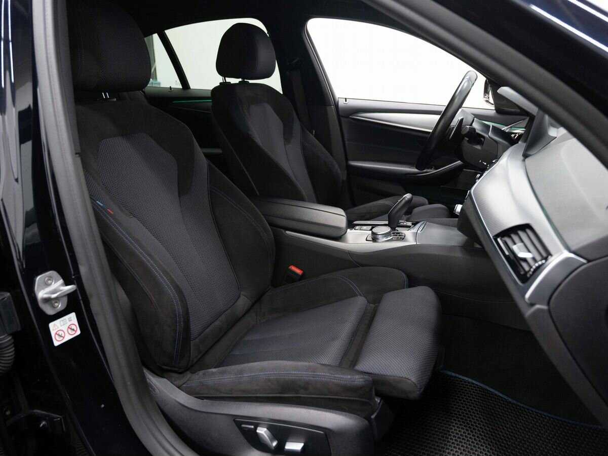 Купить BMW 5 серии 530i xDrive, 2018, 99 520 км, фото №12