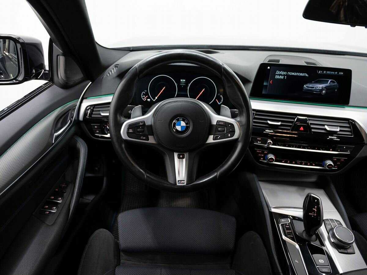 Купить BMW 5 серии 530i xDrive, 2018, 99 520 км, фото №15