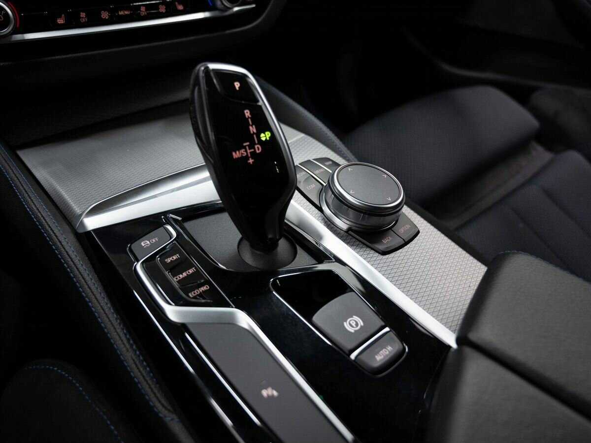 Купить BMW 5 серии 530i xDrive, 2018, 99 520 км, фото №21