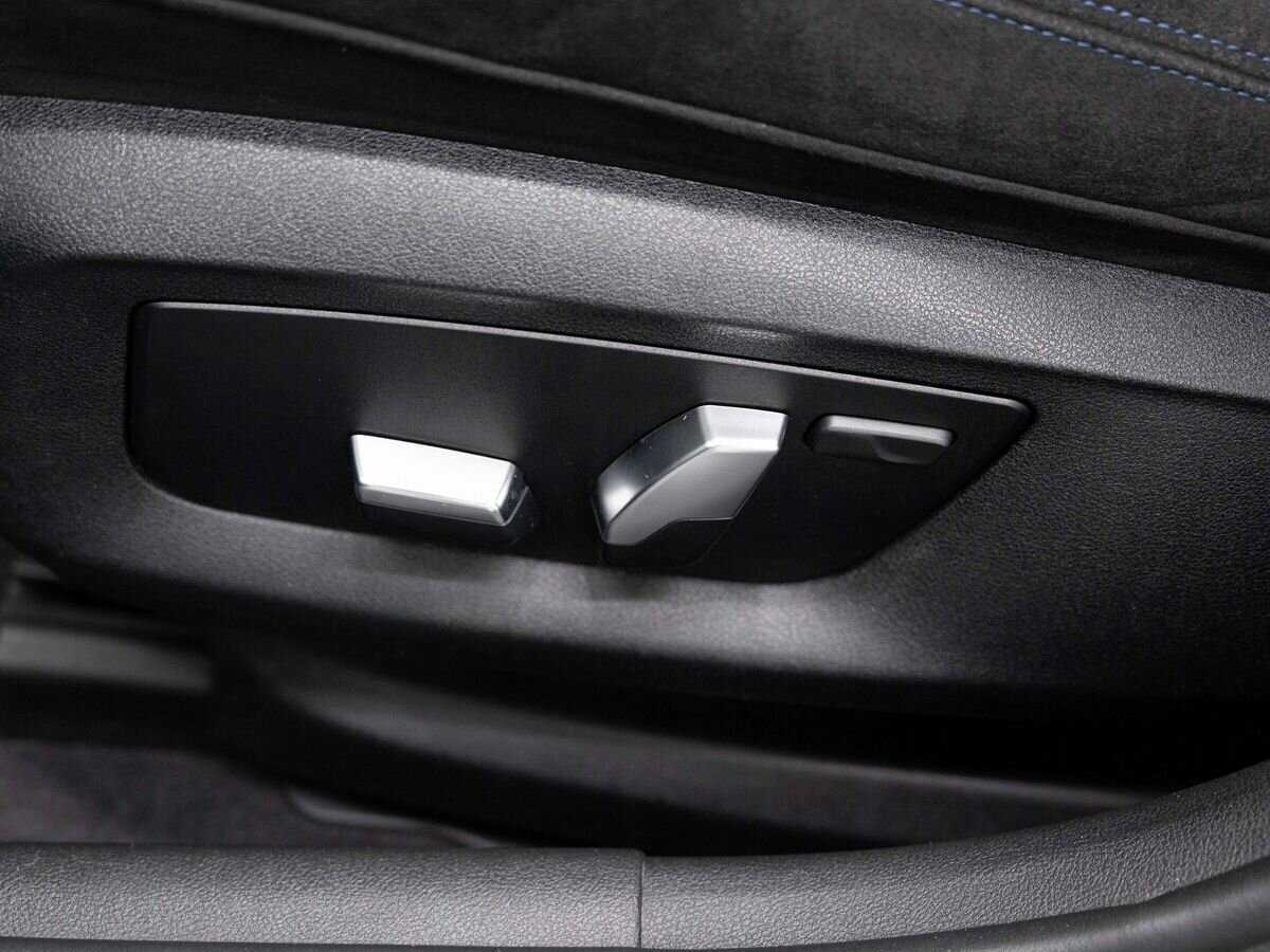 Купить BMW 5 серии 530i xDrive, 2018, 99 520 км, фото №27