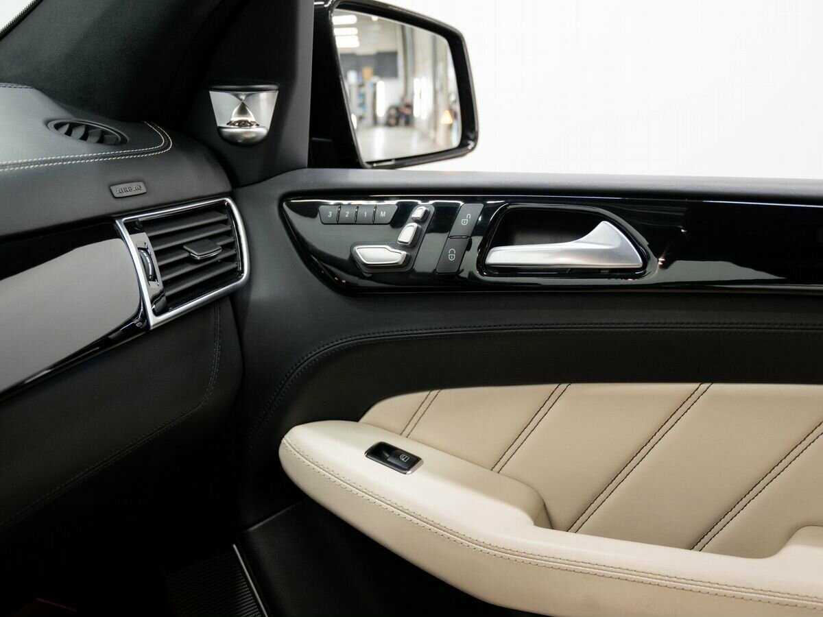 Купить Mercedes-Benz GLE AMG 63 AMG S, 2016, 126 380 км, фото №24
