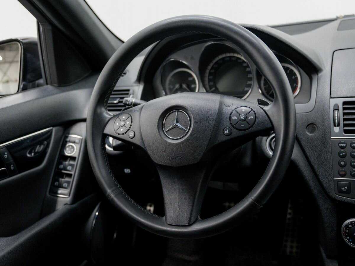 Купить Mercedes-Benz C-Класс 200, 2010, 195 000 км, фото №11